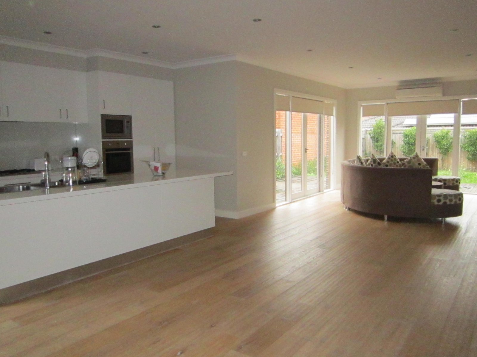 Gallery: 14B Hinkler Avenue