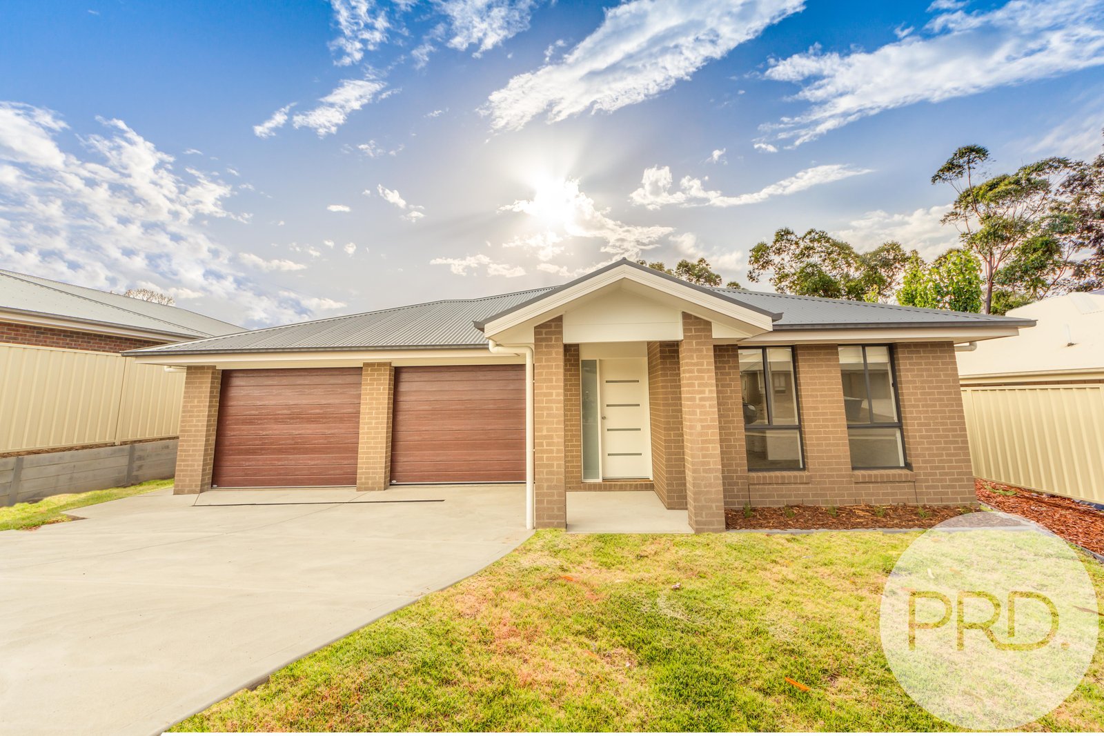 14B Royce Crescent LAVINGTON 1
