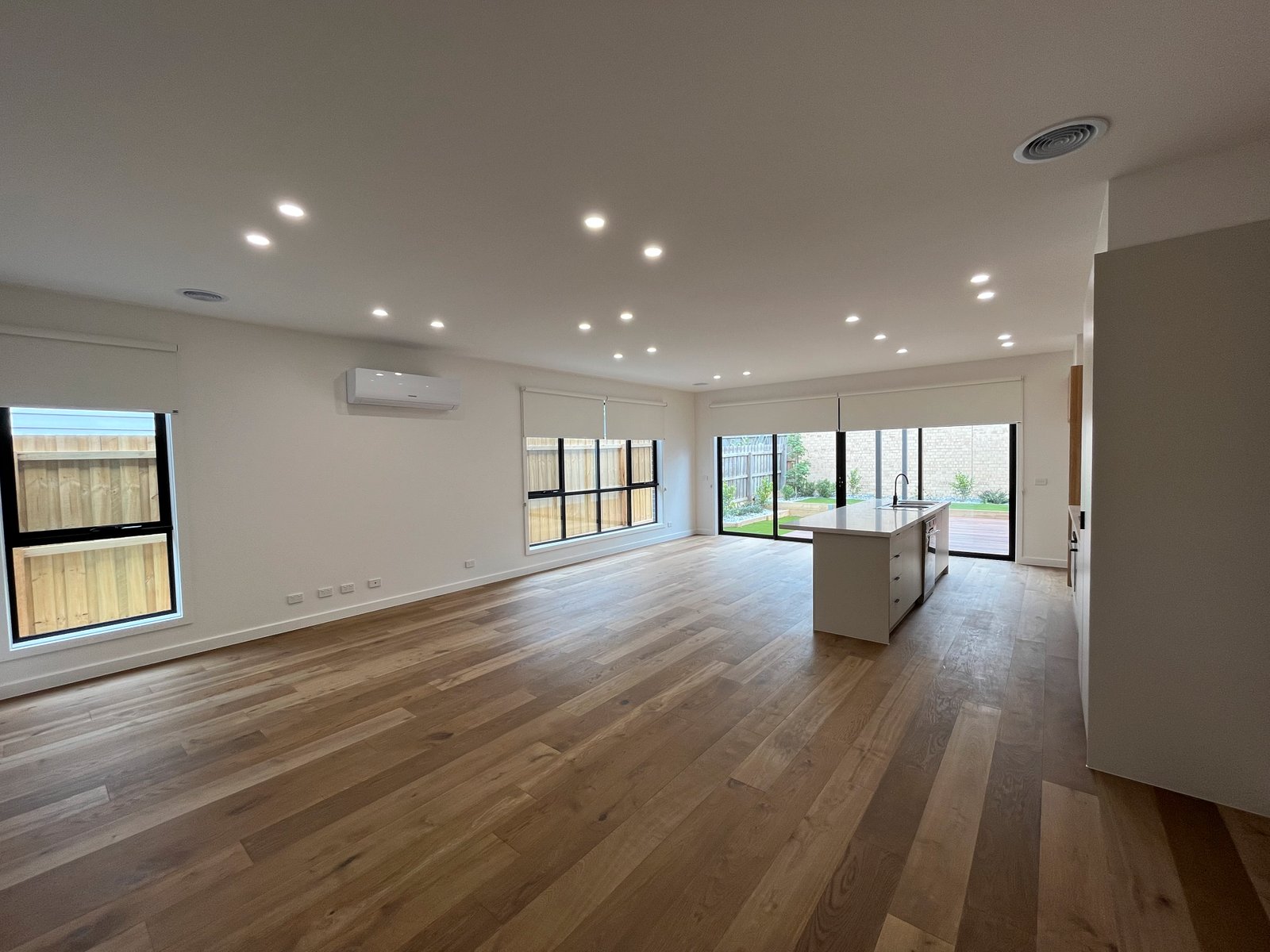 Gallery: 14B Russell Street