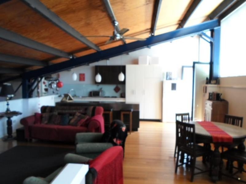Gallery: 15/123 Anderson Street