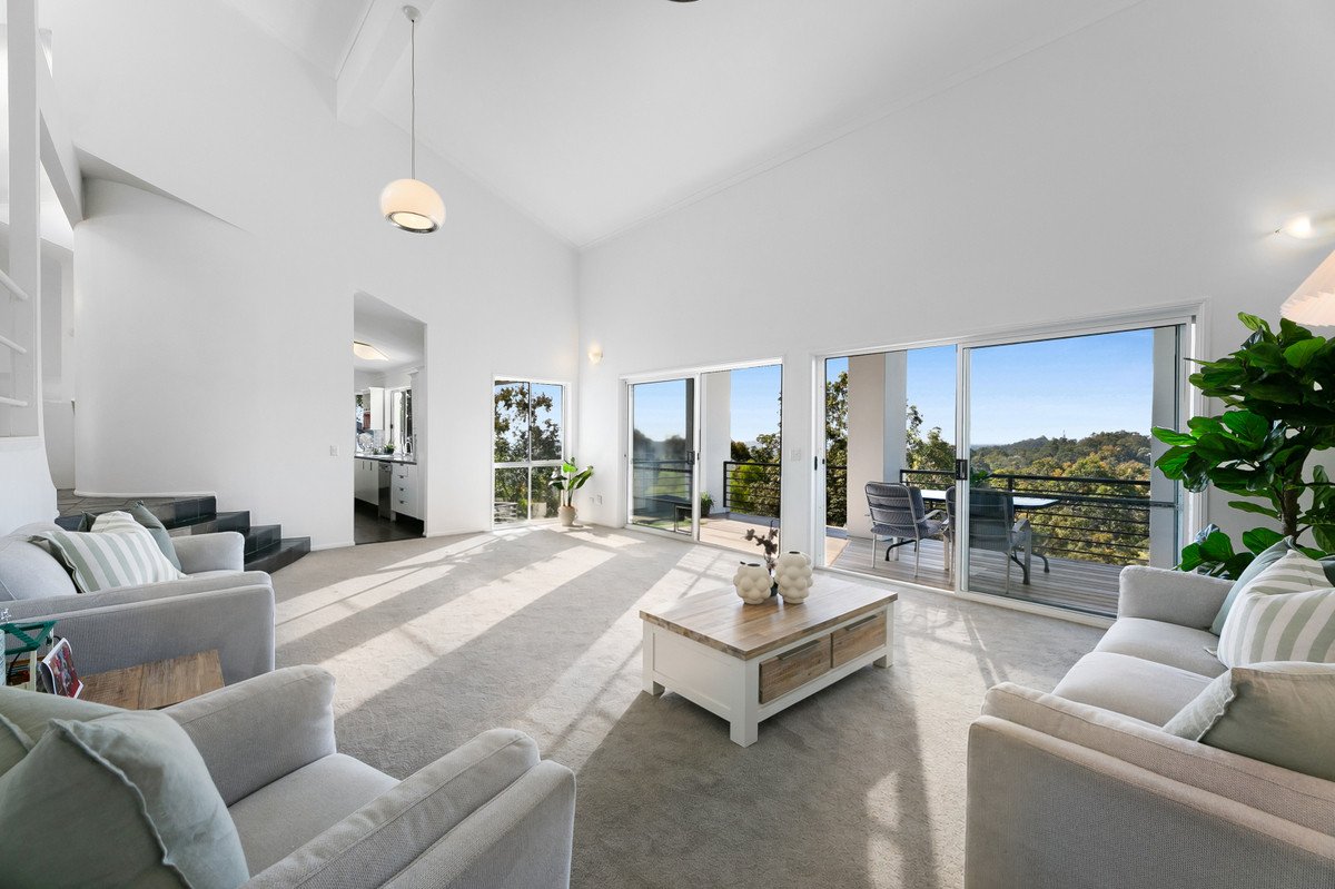 15-17 Buckingham Way Elanora 3