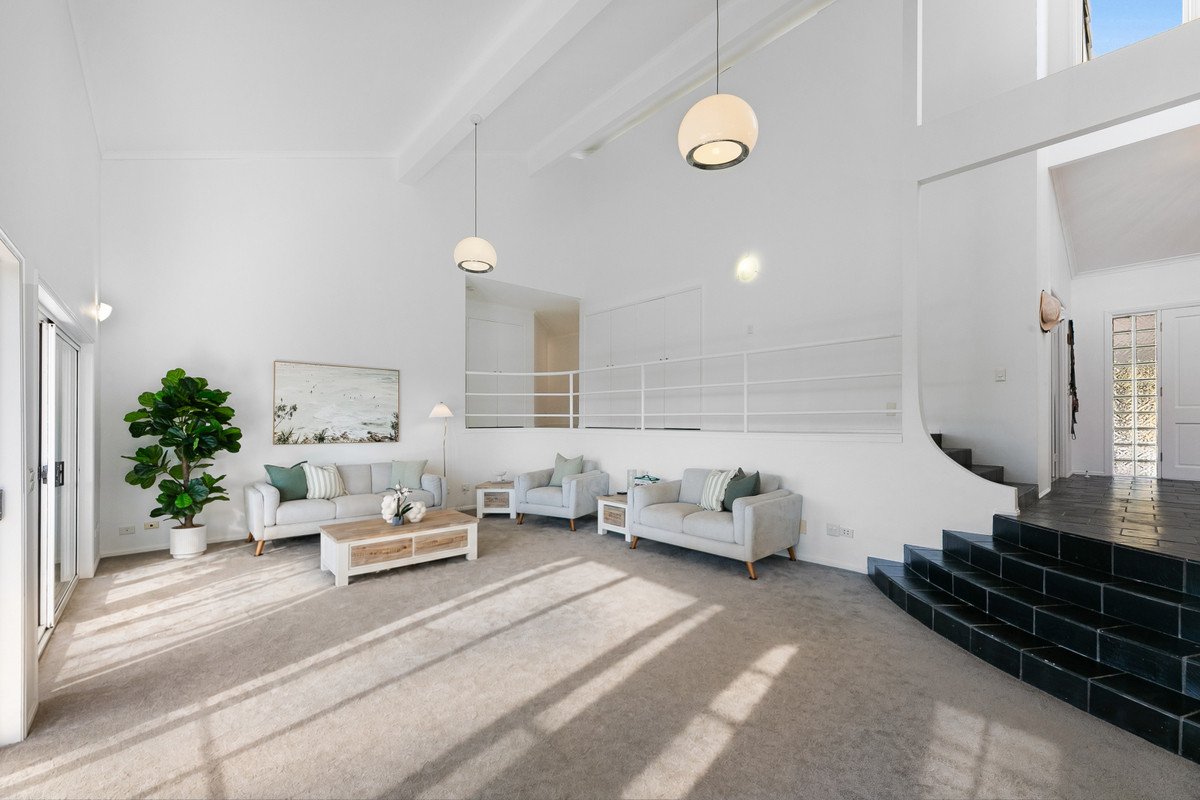 15-17 Buckingham Way Elanora 5