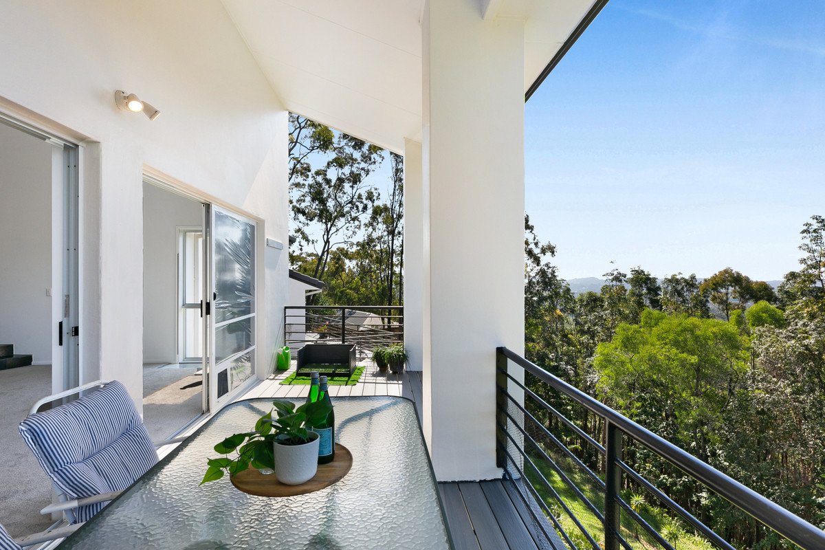 15-17 Buckingham Way Elanora 12