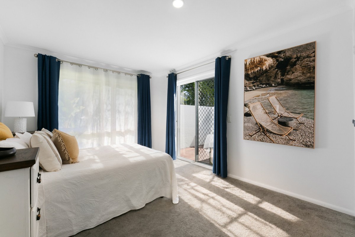 15-17 Buckingham Way Elanora 19