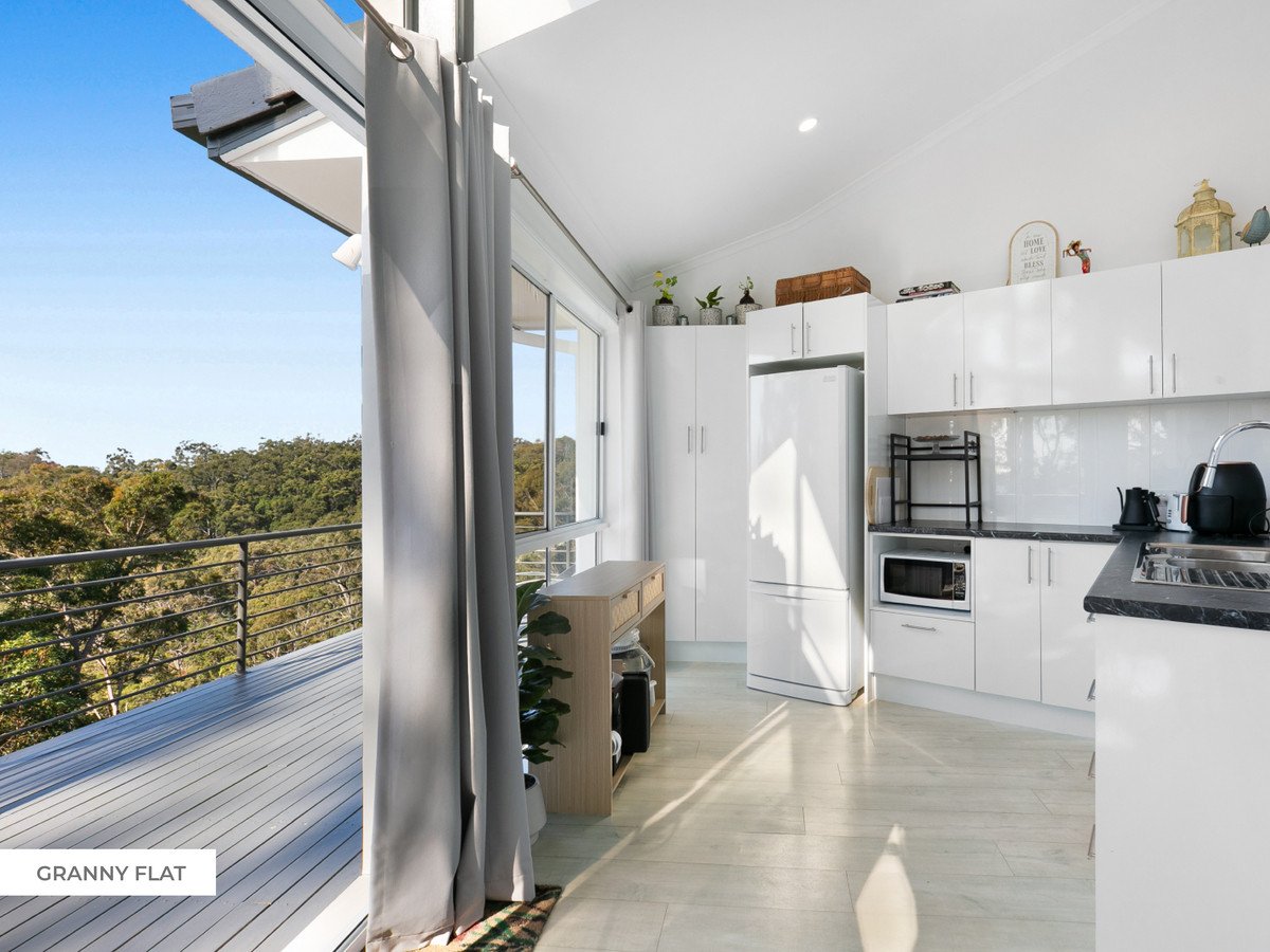 15-17 Buckingham Way Elanora 25