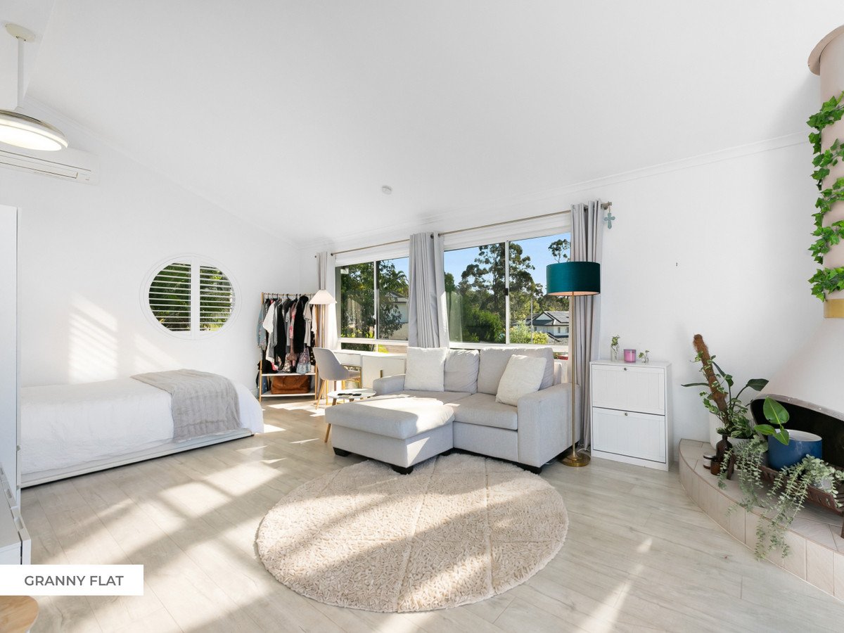 15-17 Buckingham Way Elanora 26