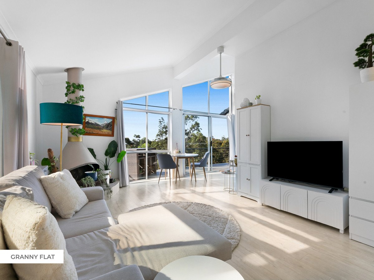 15-17 Buckingham Way Elanora 27
