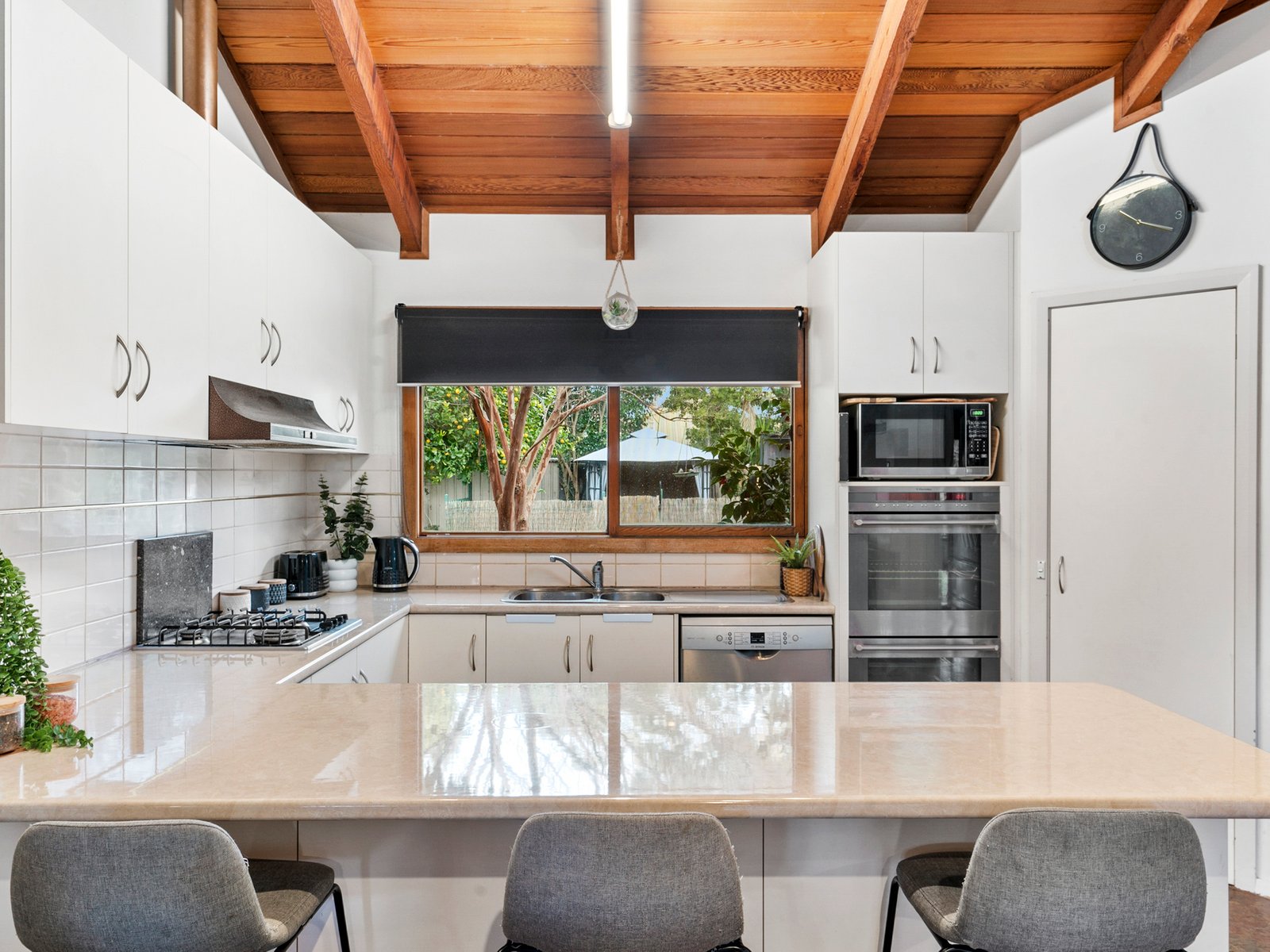 15-17 Hutchins Crescent MOOROOPNA 10