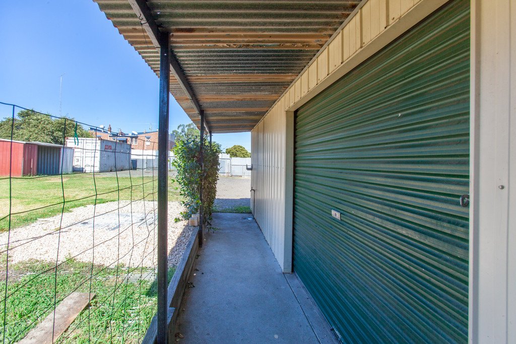 15 Aberdare St  KITCHENER 19
