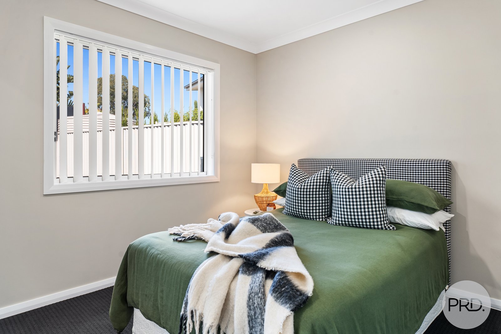 15 Albatross Avenue SALAMANDER BAY 16