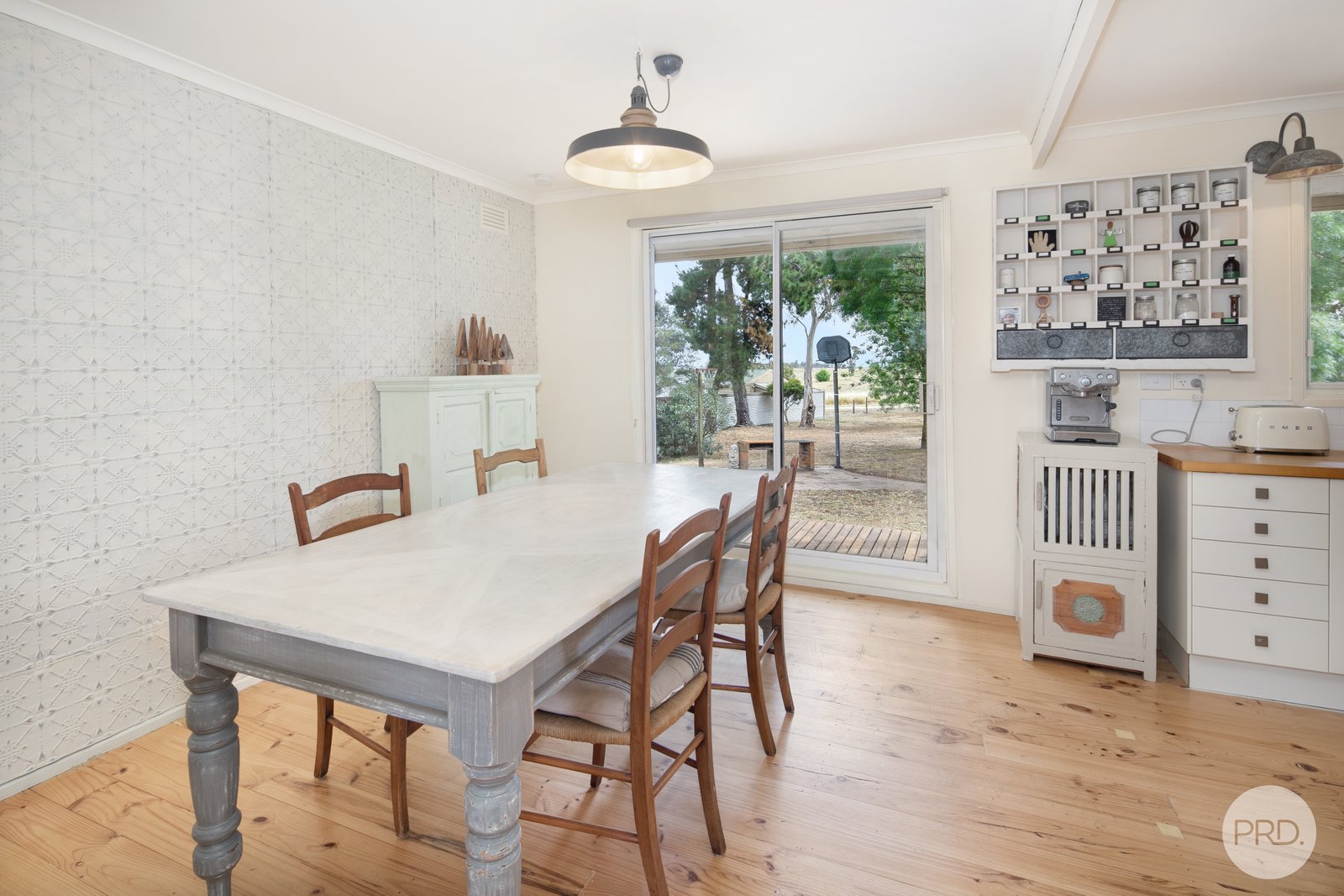 15 Albert Street CLUNES 7