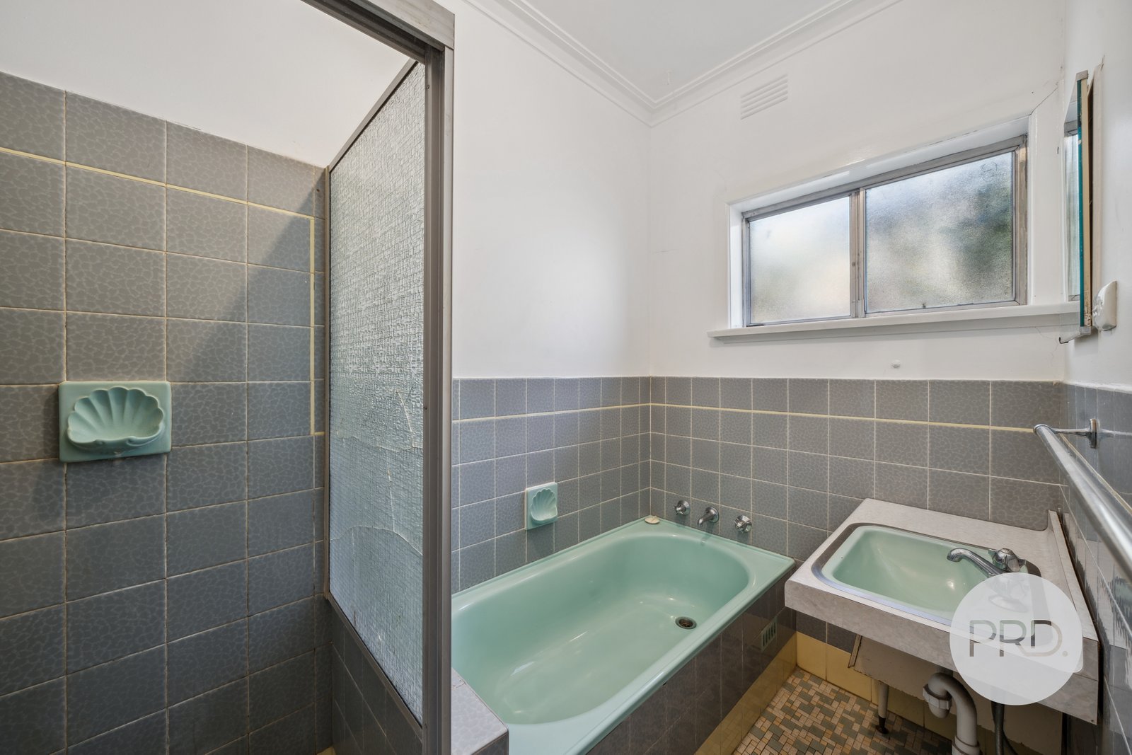 15 Alexander Street ASHMONT 7