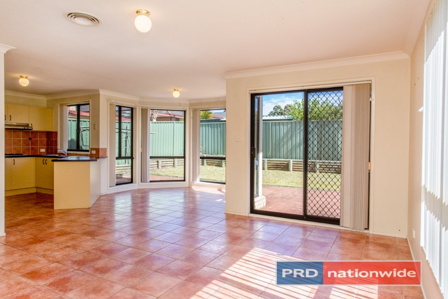 15 Alston Street GLENMORE PARK 8