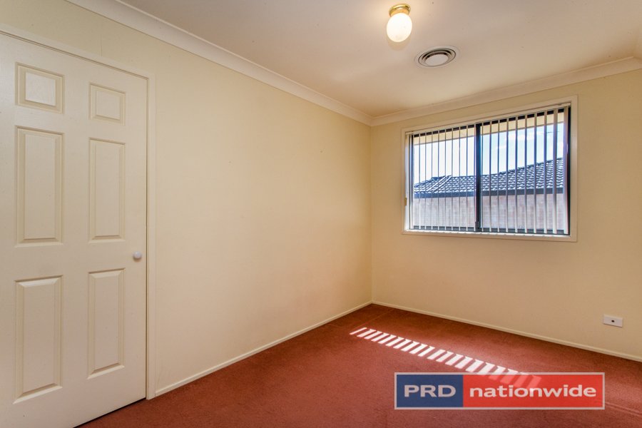 15 Alston Street GLENMORE PARK 16