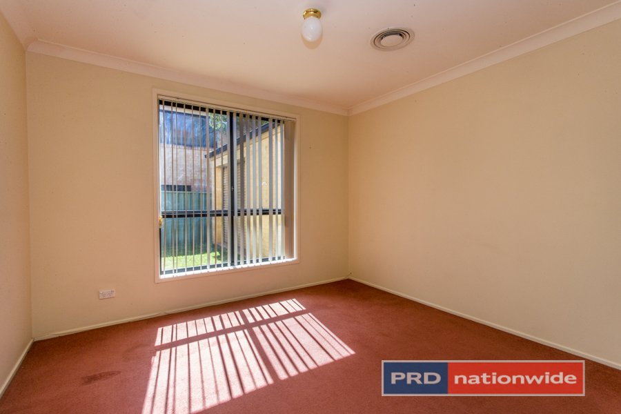 15 Alston Street GLENMORE PARK 18
