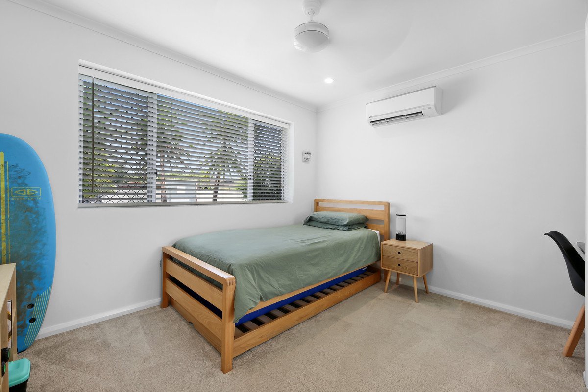 15 Anita Avenue MIAMI 13