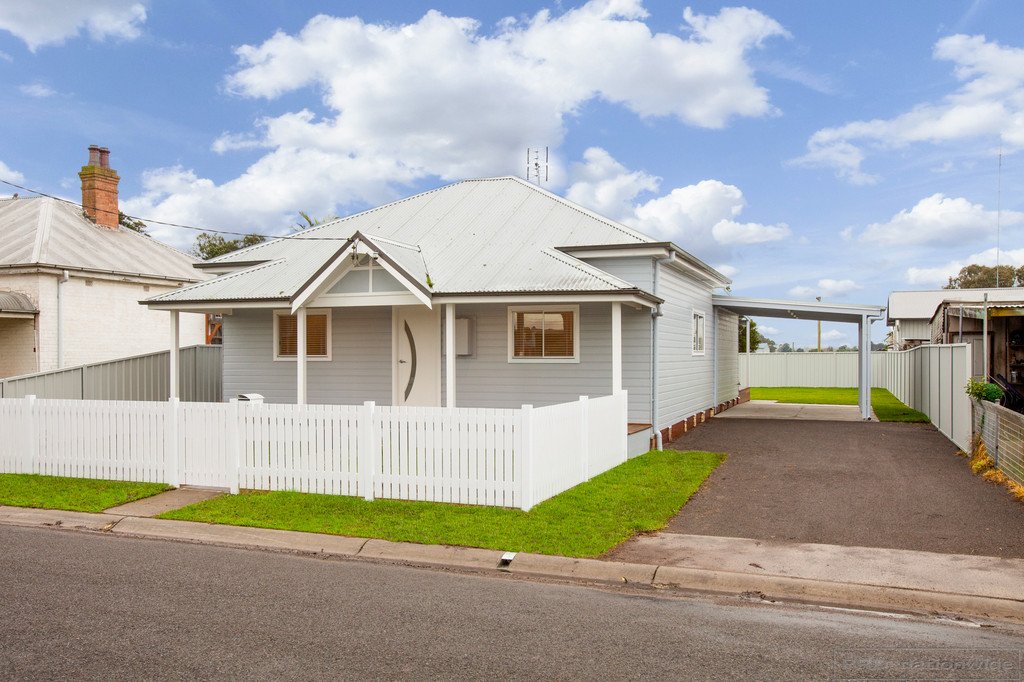 15 Anne Street EAST MAITLAND 1