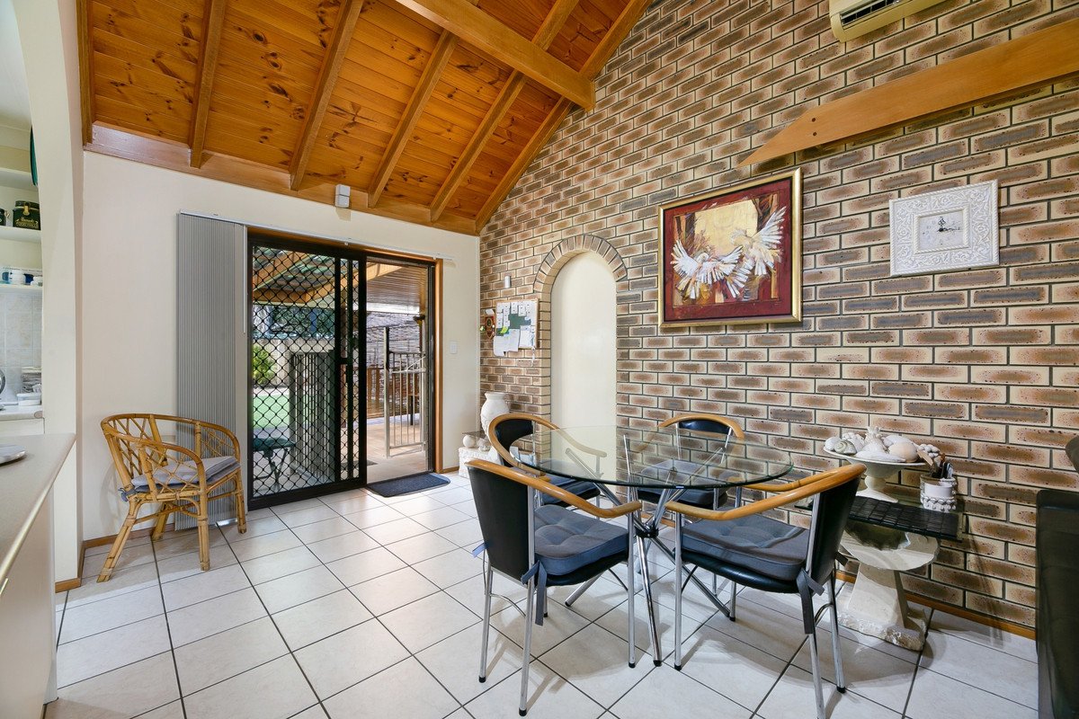 15 Anthony Drive BURLEIGH WATERS 6