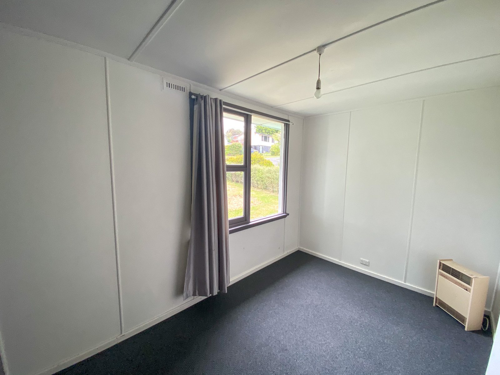 15 Apanie Crescent CHIGWELL 6