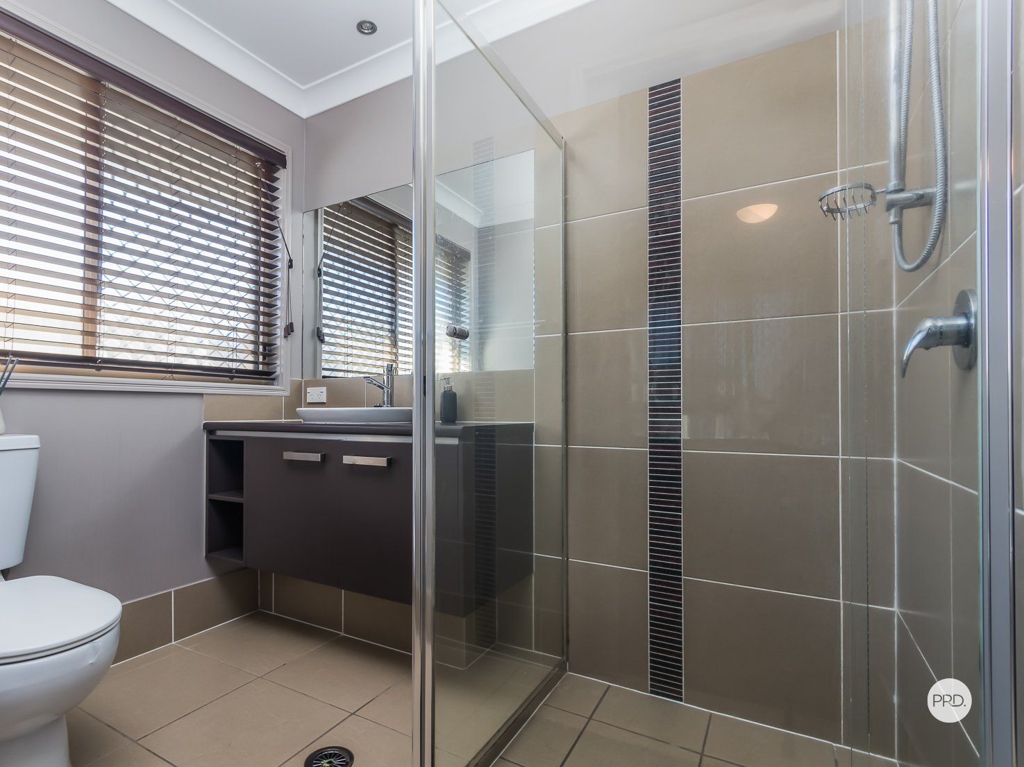 15 ASPEN Place REDLAND BAY 8