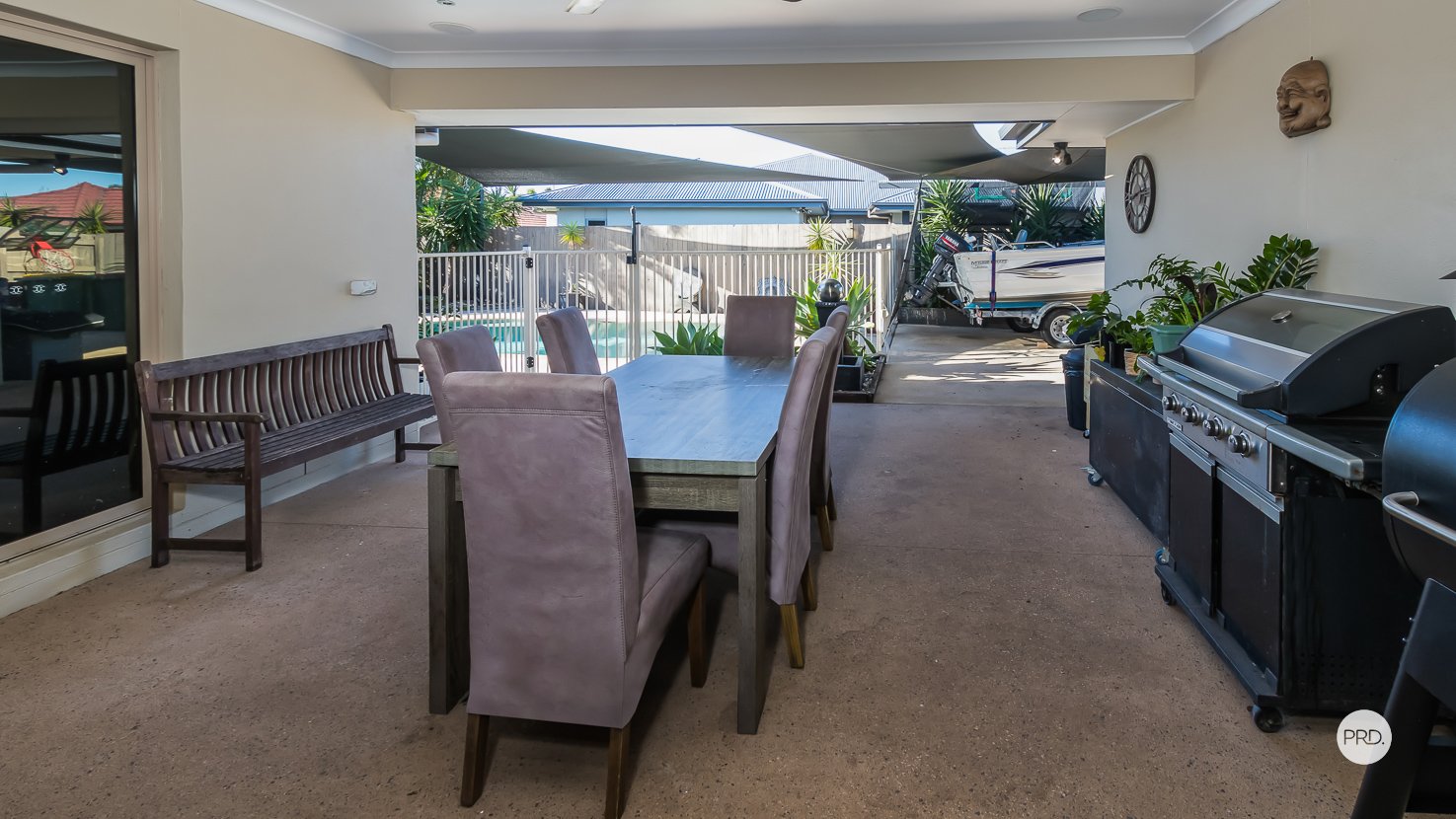 15 ASPEN Place REDLAND BAY 9