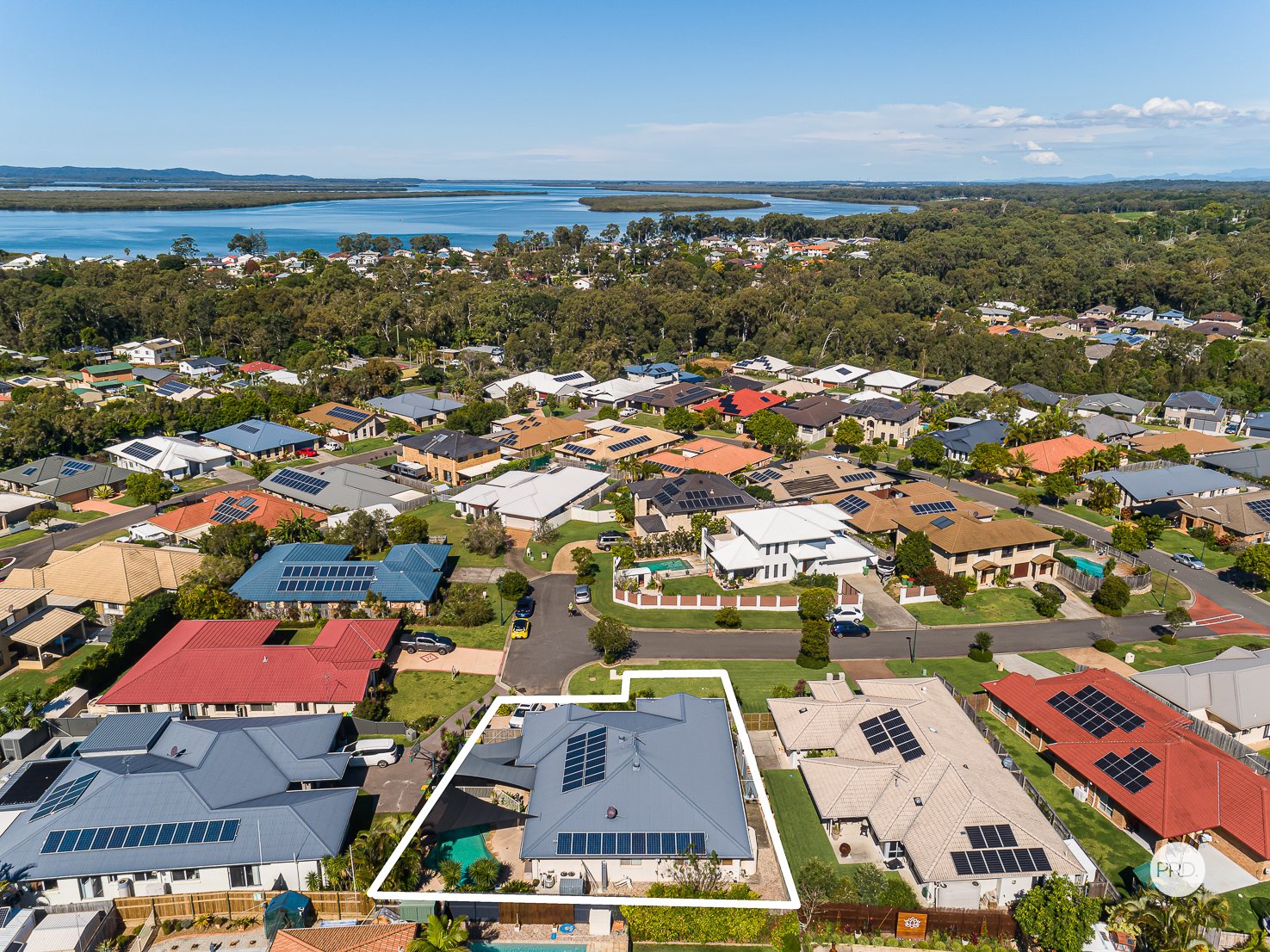 15 ASPEN Place REDLAND BAY 25