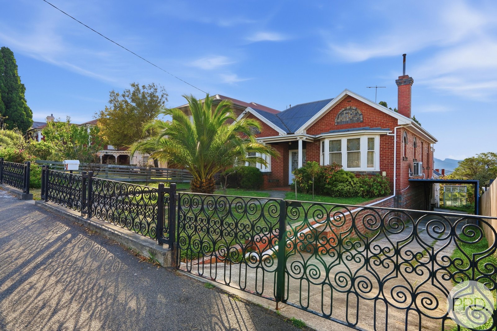 15 Augusta Road NEW TOWN 2