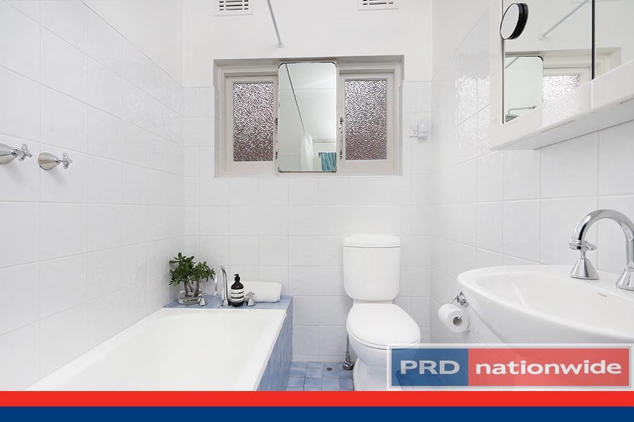 15 Australia Street HURSTVILLE 4