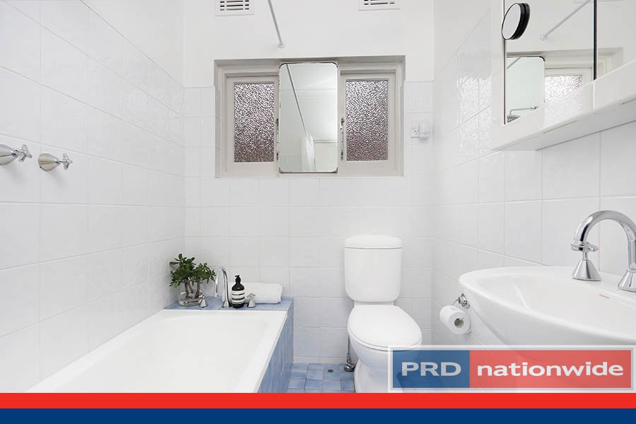 15 Australia Street HURSTVILLE 4