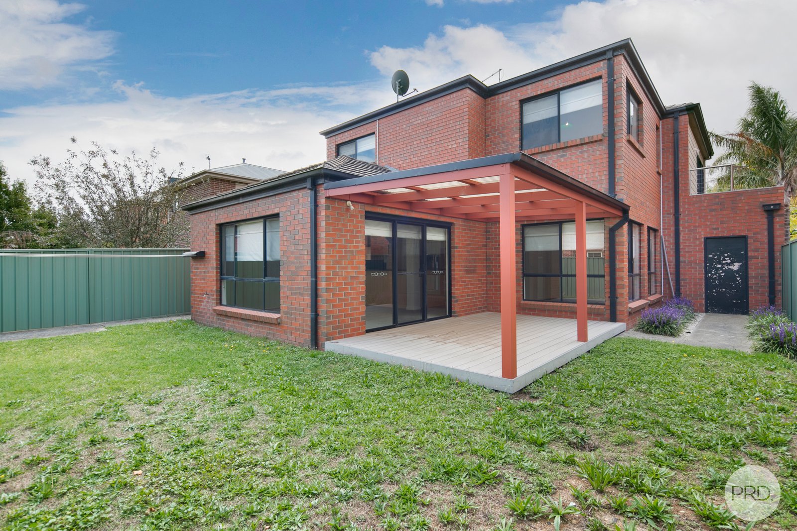 15 Ayrvale Avenue LAKE GARDENS 15