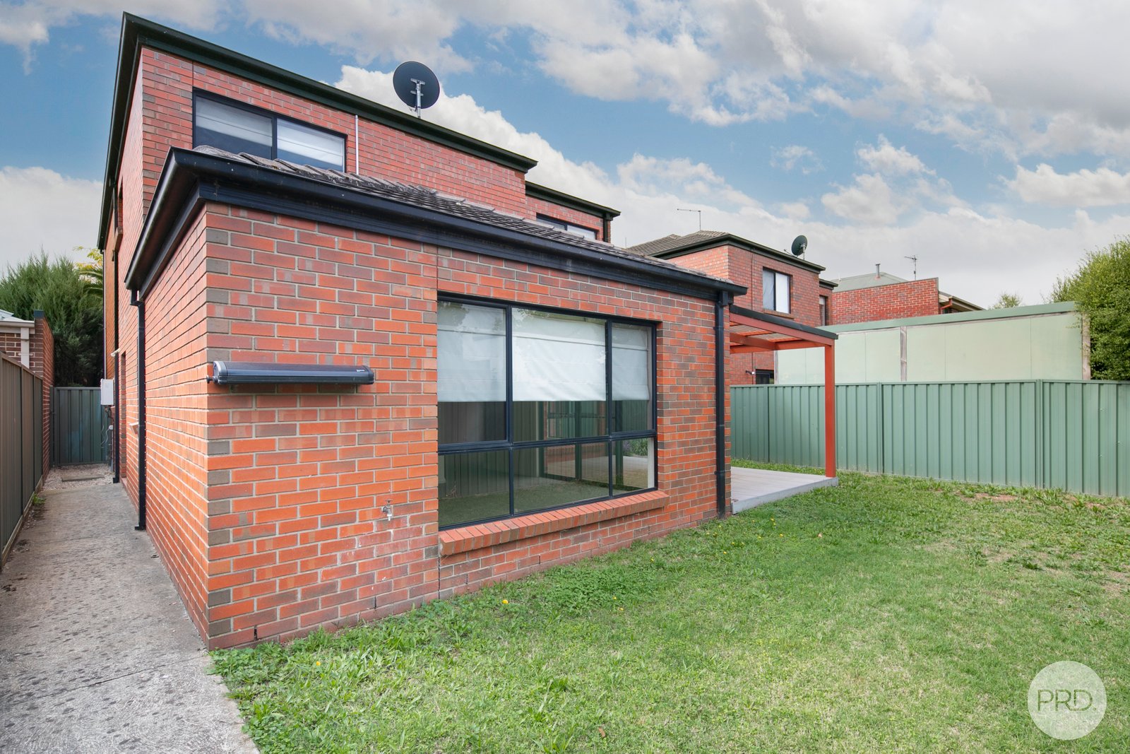 15 Ayrvale Avenue LAKE GARDENS 16