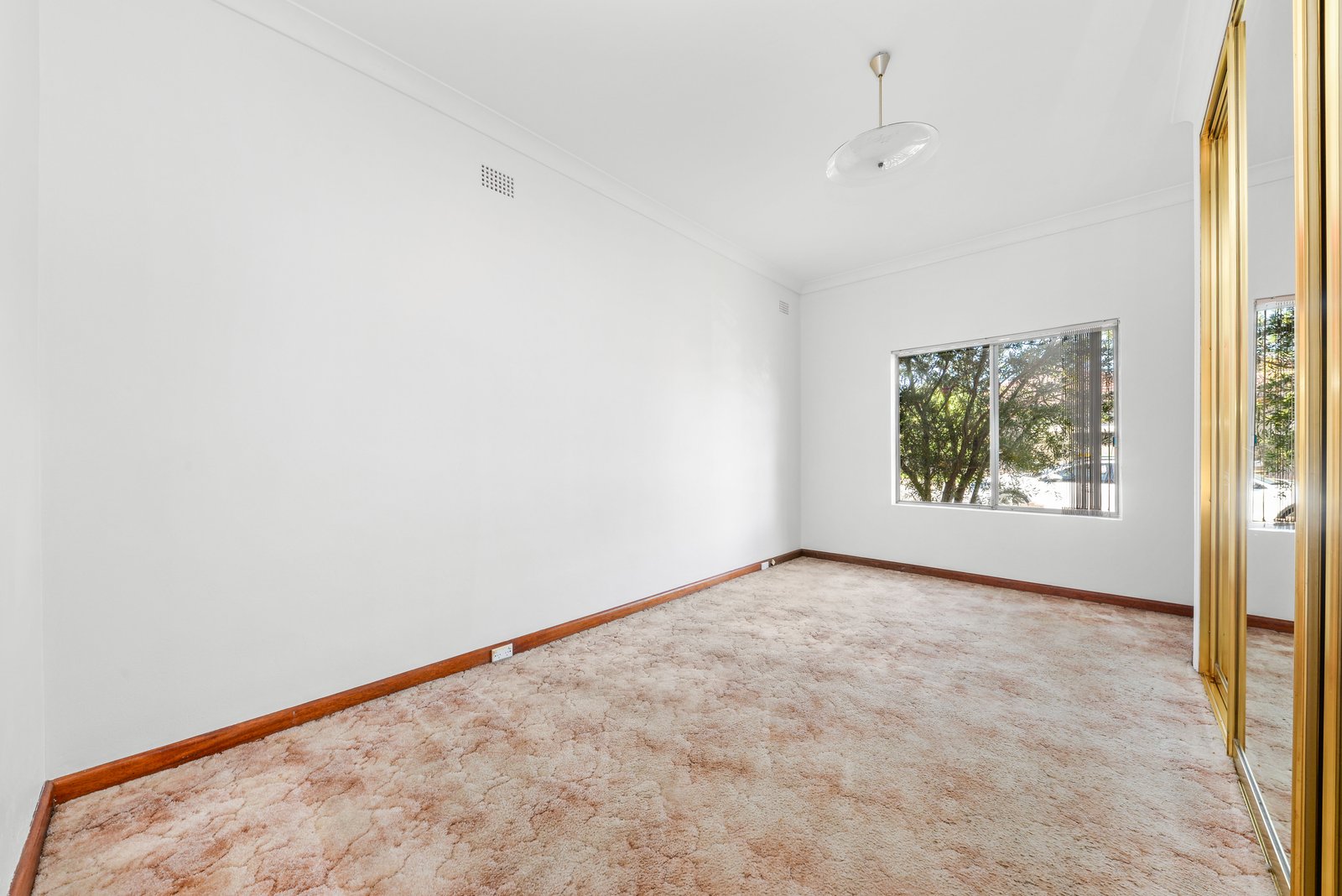 15 Baird Avenue MATRAVILLE 8