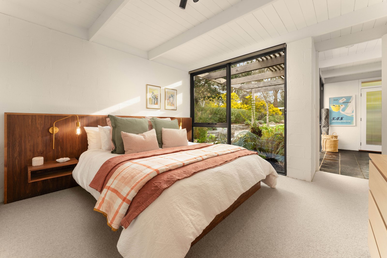 Real Estate and Property in 15 Balls Lane, Kyneton, VIC