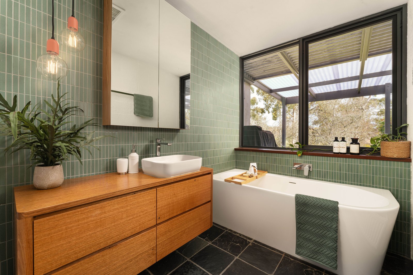 Real Estate and Property in 15 Balls Lane, Kyneton, VIC