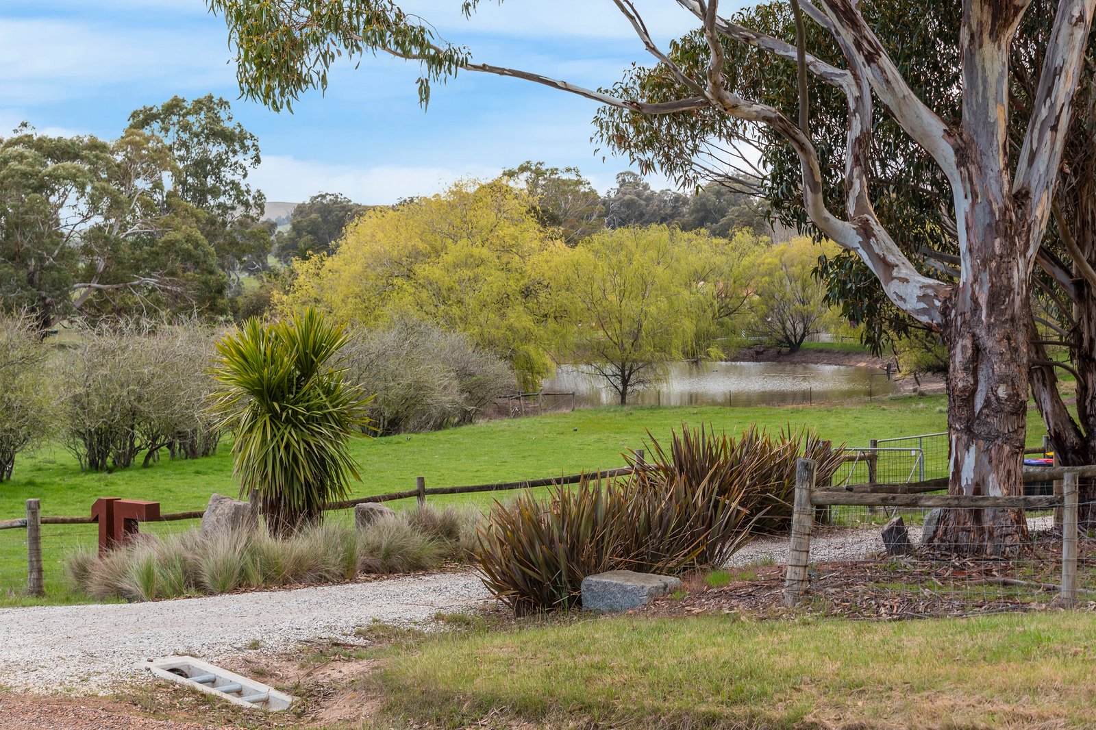 Real Estate and Property in 15 Balls Lane, Kyneton, VIC