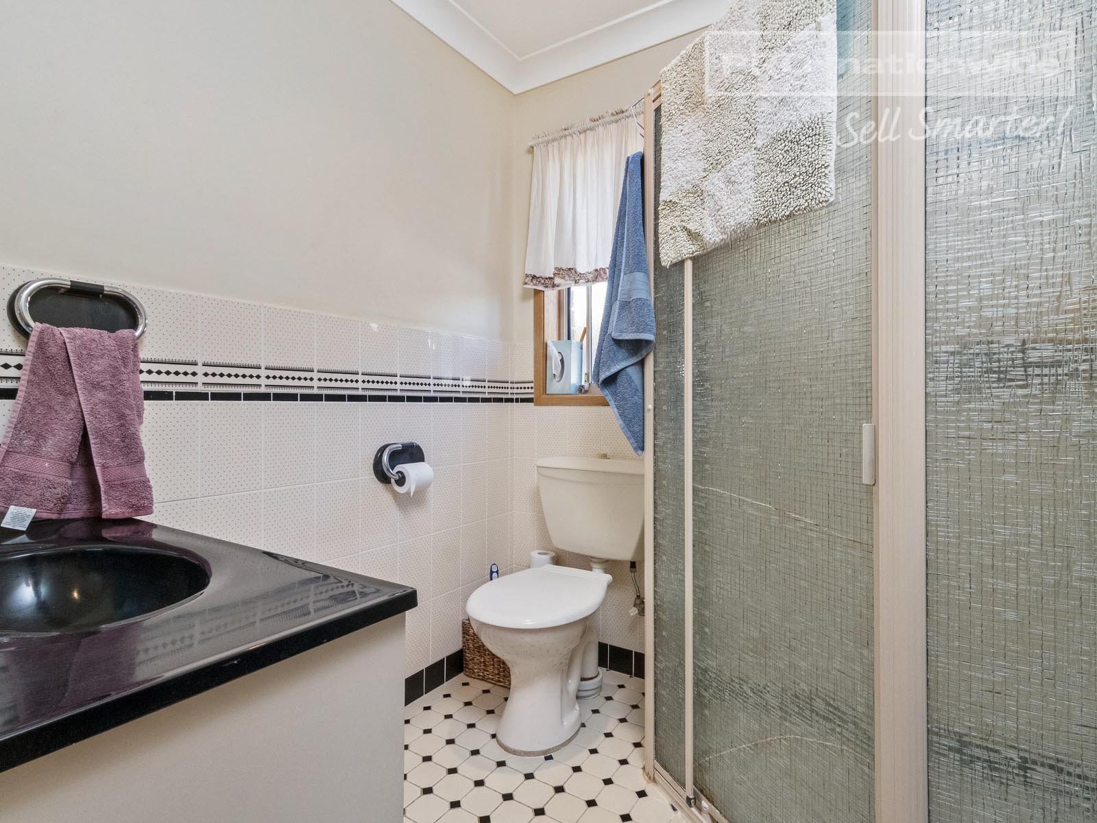 15 Bamarook Crescent GLENFIELD PARK 8