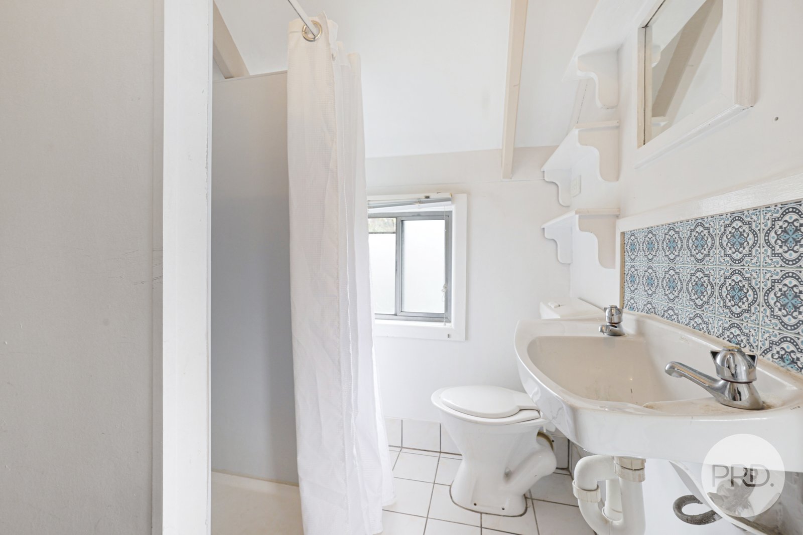 15 Bank Lane QUIRINDI 18