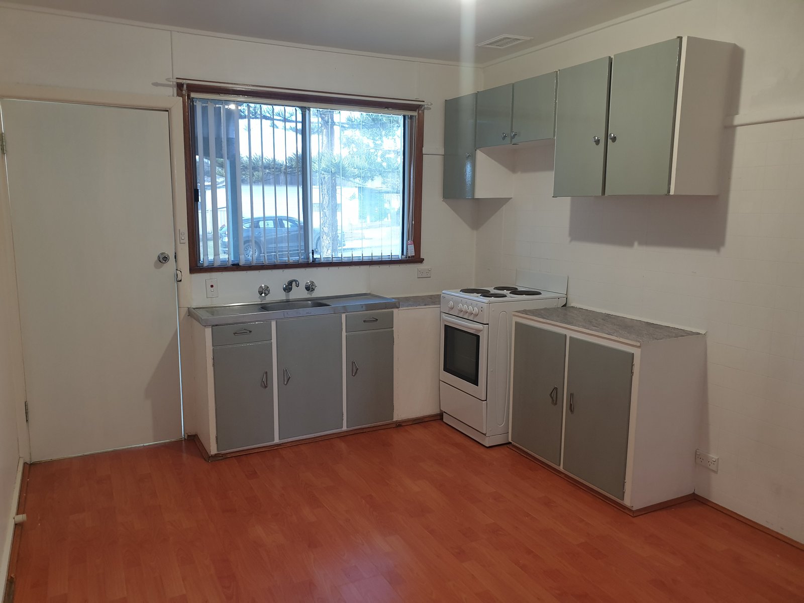 1/5 Barellan Avenue DAPTO 5