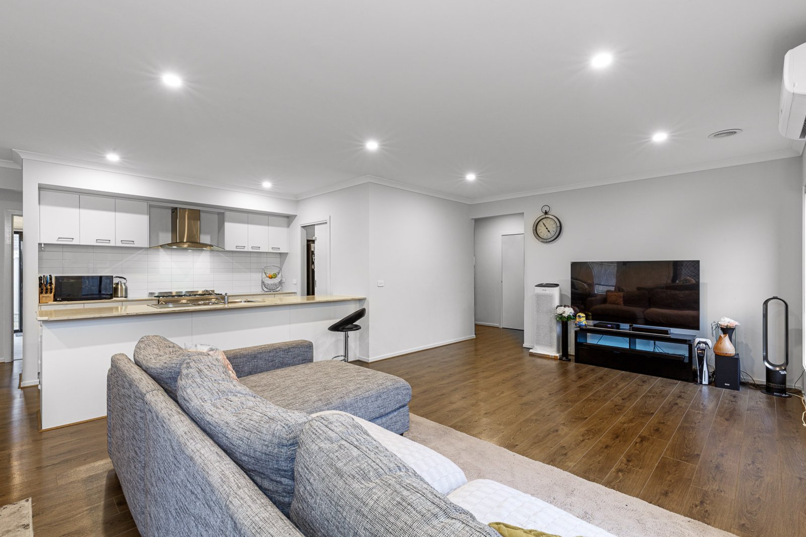 Gallery: 15 Barn Owl Avenue