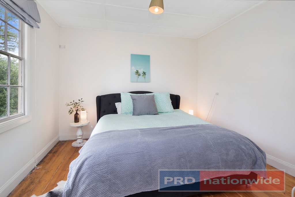 15 Bath Street CLUNES 7