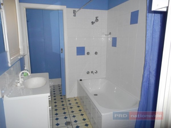 15 Batlow Avenue BATLOW 3