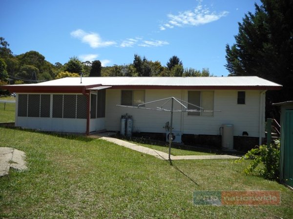 15 Batlow Avenue BATLOW 15