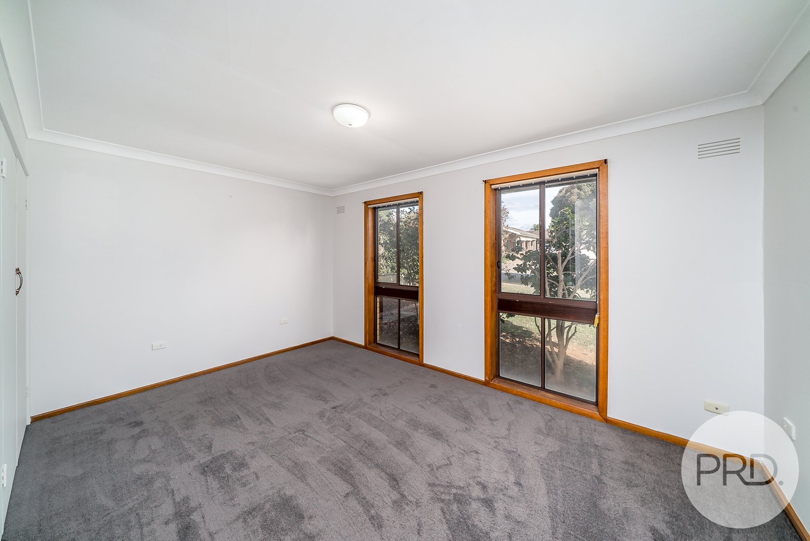 15 Bavaria Street TOLLAND 6