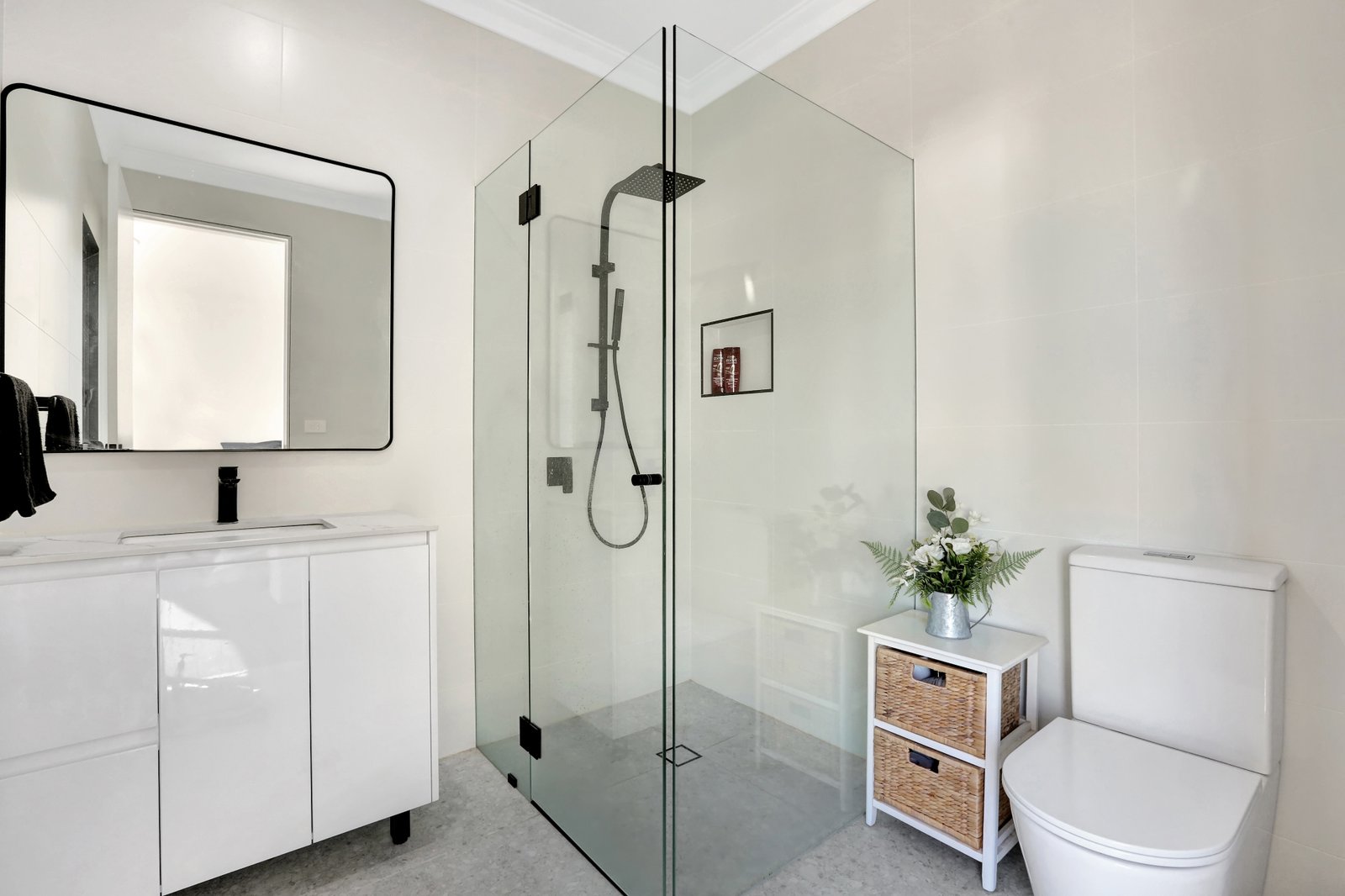 15 Beauty Street CALDERWOOD 8