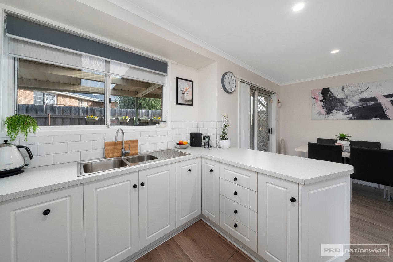 15 Bemlena Place BRIGHTON 5