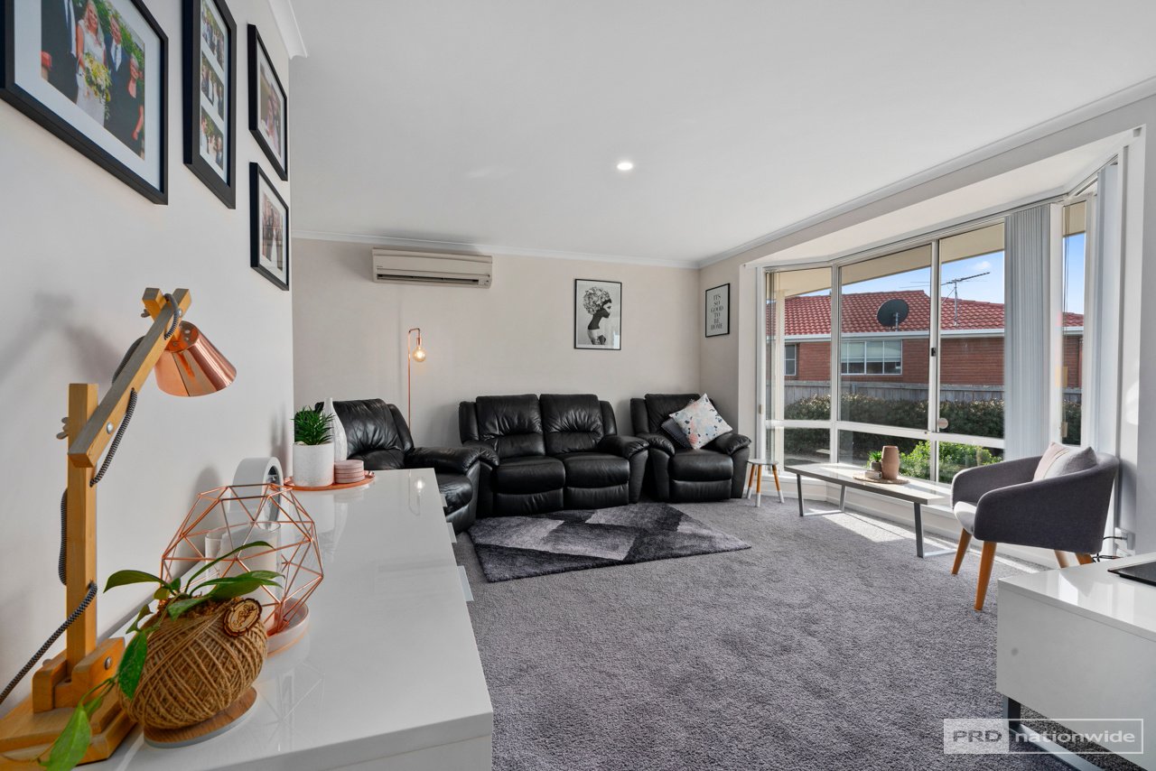 15 Bemlena Place BRIGHTON 8
