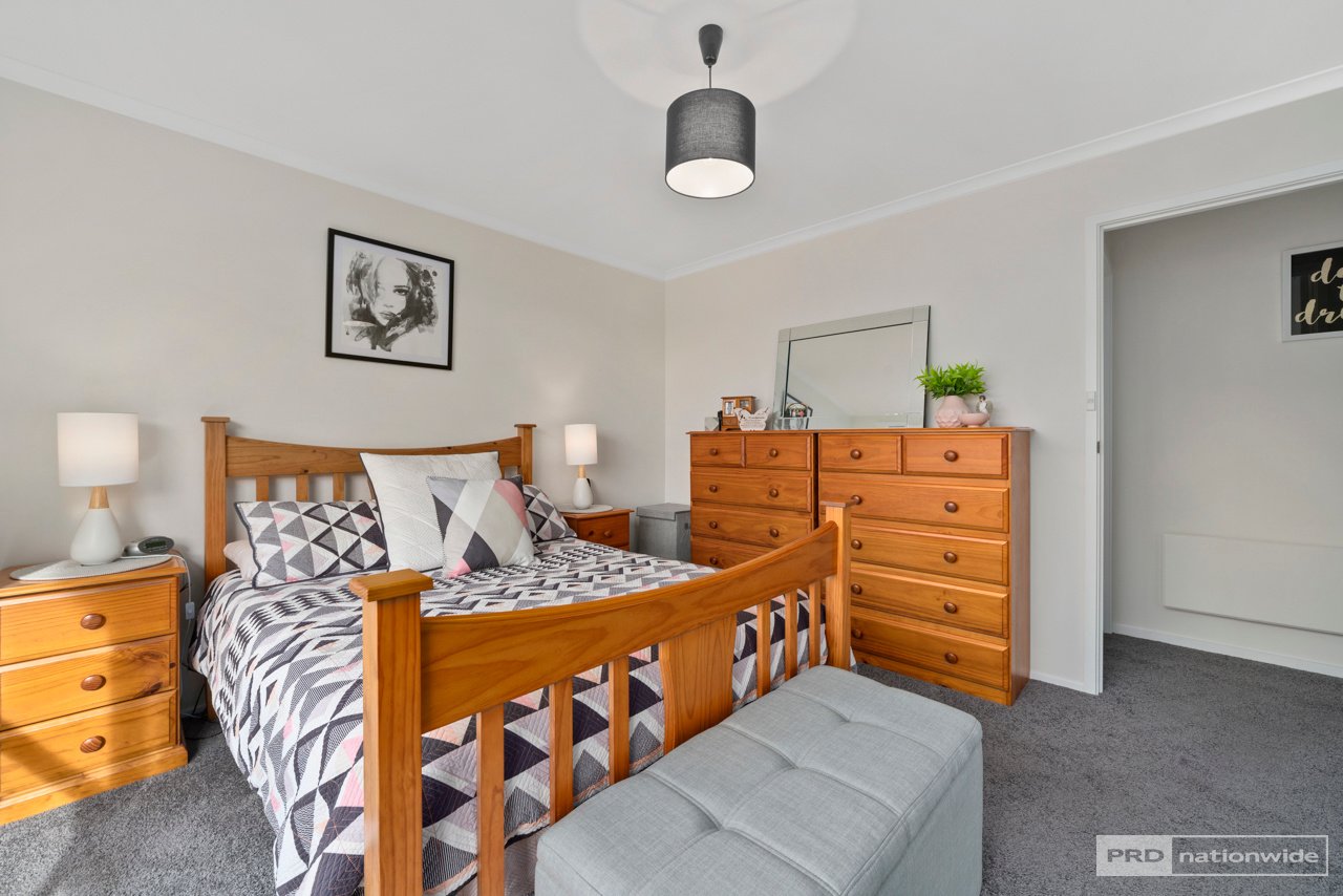 15 Bemlena Place BRIGHTON 10