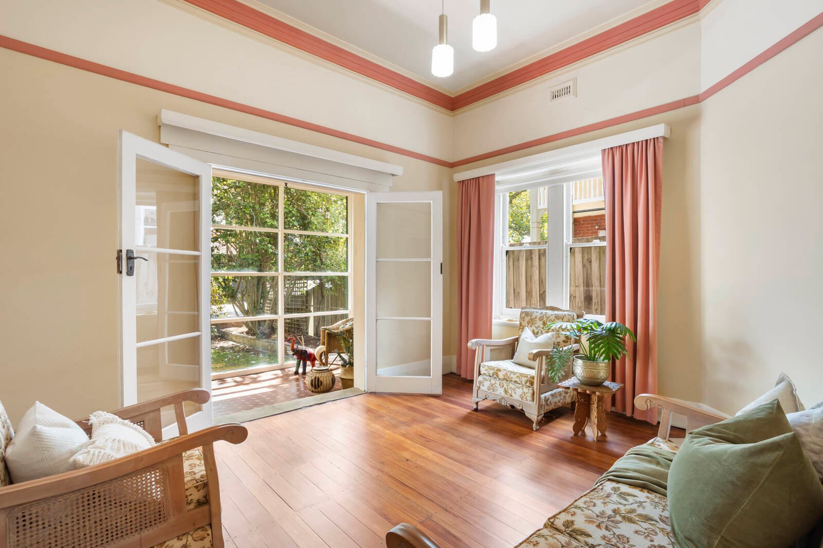 Real Estate and Property in 15 Bendigo Avenue, Elwood, VIC