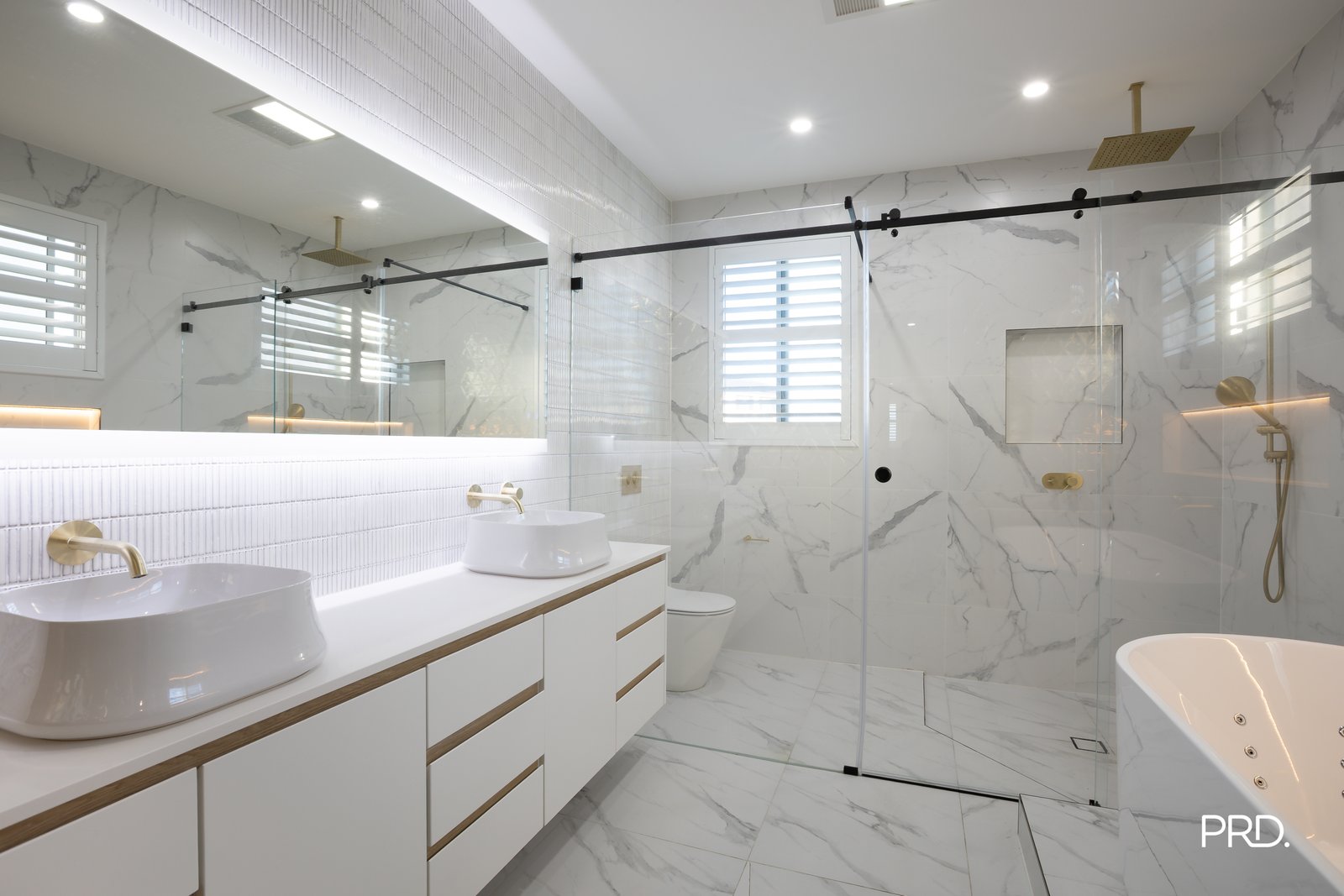 15 Bimbadeen Way Glenmore Park 9