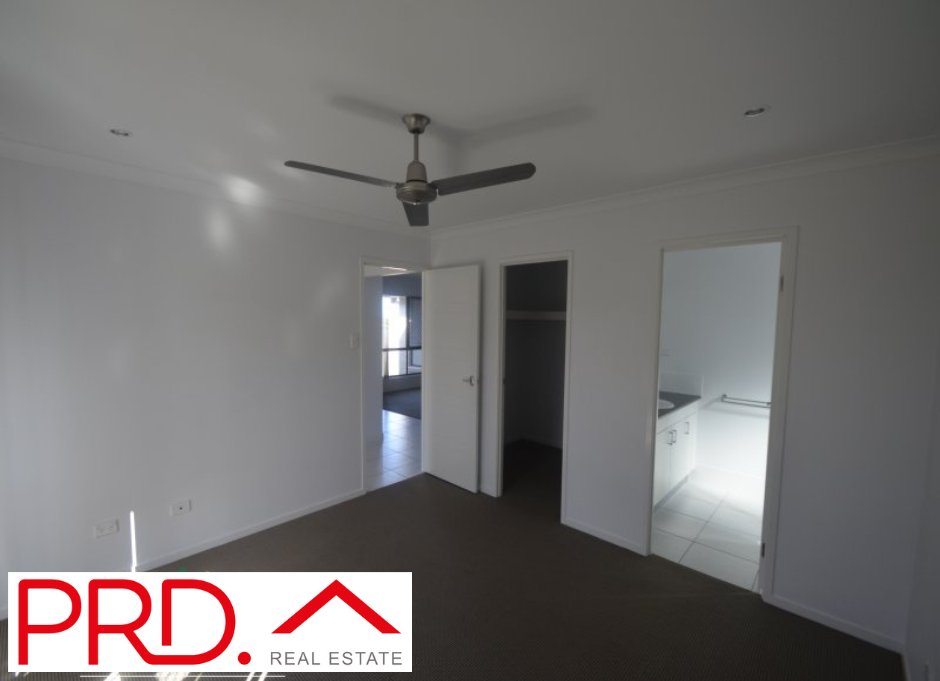 15 Blaxland Court GLEN EDEN 11